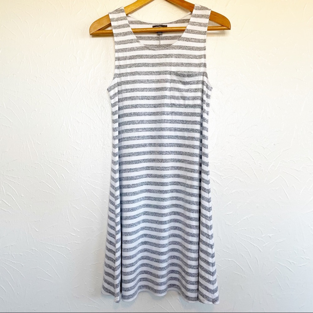 Market & Spruce Meg Striped Sleeveless Dress Small